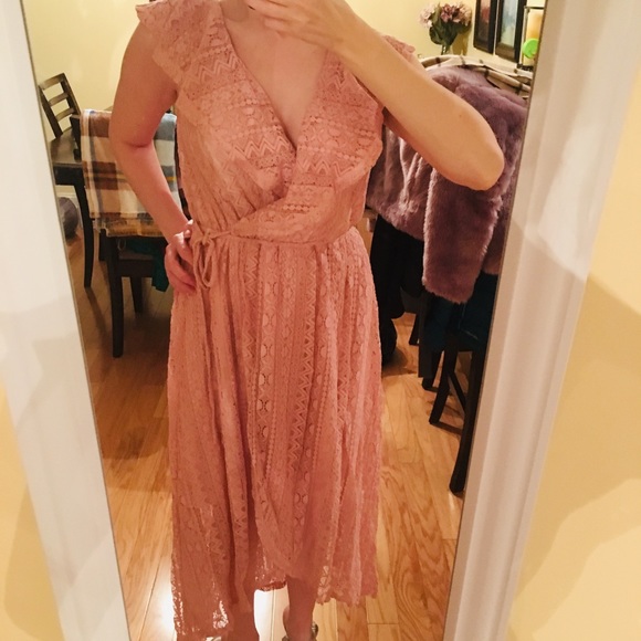 Sale! Beautiful Blush, Lace Midi Dress - Picture 5 of 7